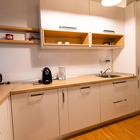 Ardor Apt - Bright And Secluded Apartment In The Heart Of Old Town Braşov Extérieur photo